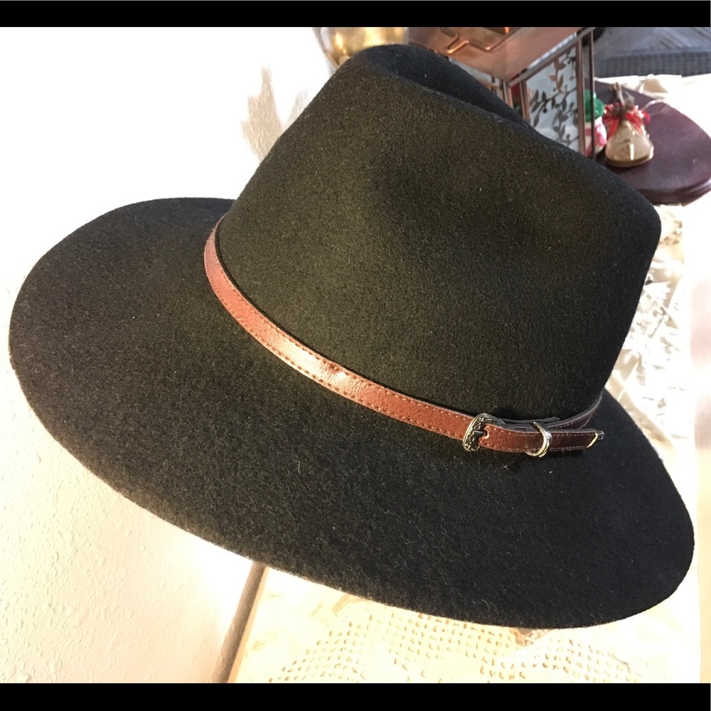 SOLE SOCIETY BLACK WOOL FELT HAT